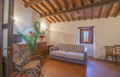 Monolocale ristrutturato con soppalco nel borgo medioevale di Labro (#LABRO48)