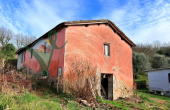 CASALE INDIPENDENTE (FORANO 45)