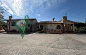 Villa indipendente  con piscina (CAMPOMAGGIORE 600) 