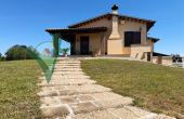 VILLA INDIPENDENTE (PESCIA ROMANA 690)