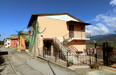casa indipendente a Poggio Mirteto